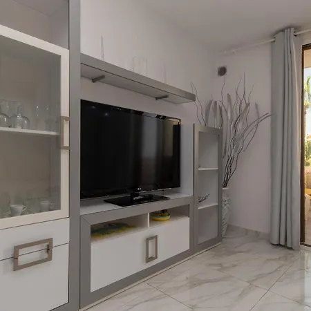 דירה Park Santiago Iii 165 - Studio Ground Floor With Pool View *